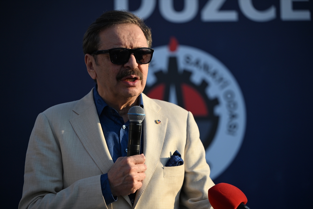 TOBB Başkanı Hisarcıklıoğlu, Düzce'de temel atma töreninde konuştu: