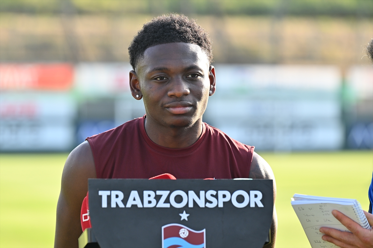 Trabzonspor'un yeni transferi Olaigbe, takımına katkı sağlamak istiyor: