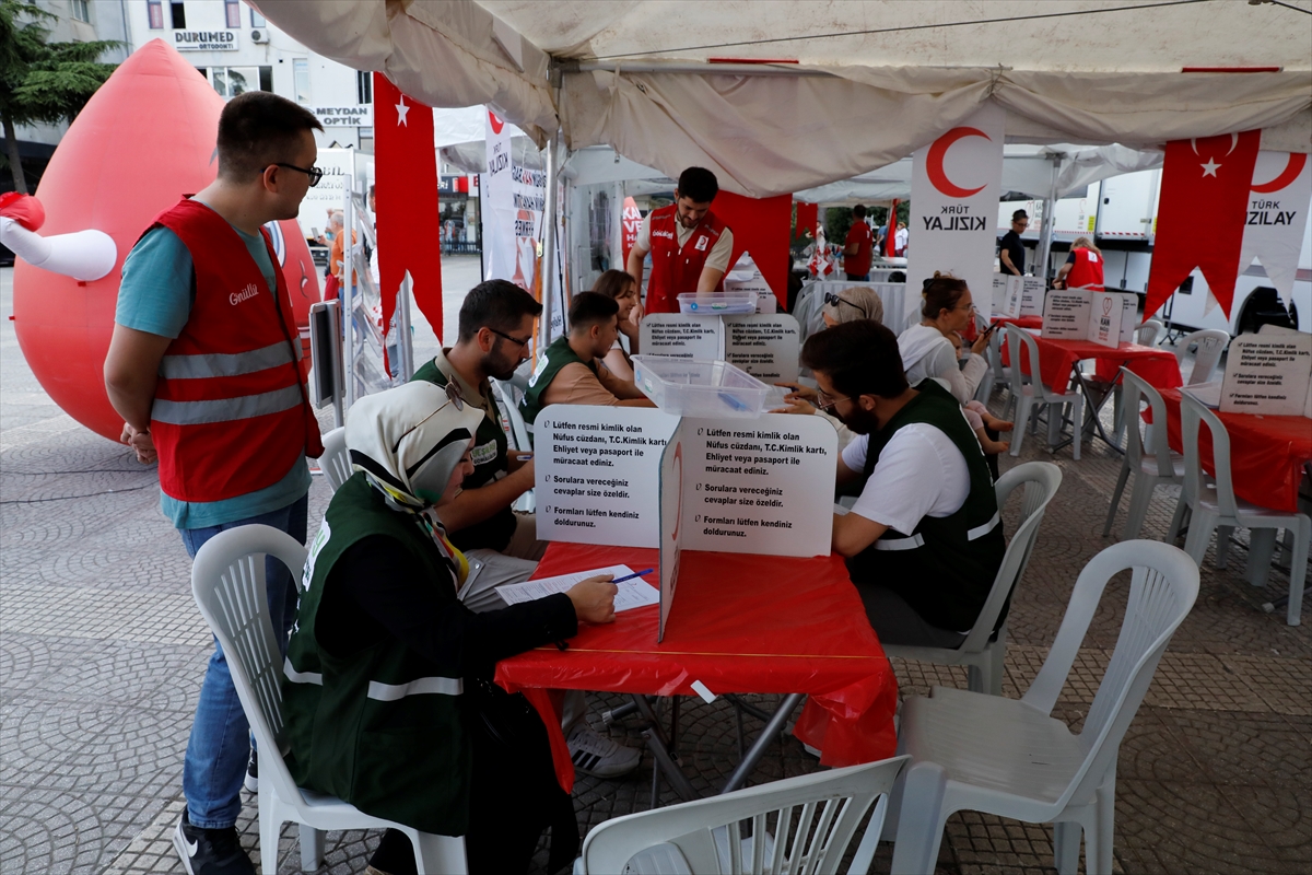 Türk Kızılay'dan “Hedef 1919: Hastaya Kan, Ormana Can” kampanyası