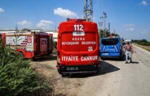 ADANA (AA) – Adana'nın merkez Yüreğir ilçesinde sulama kanalına devrilen