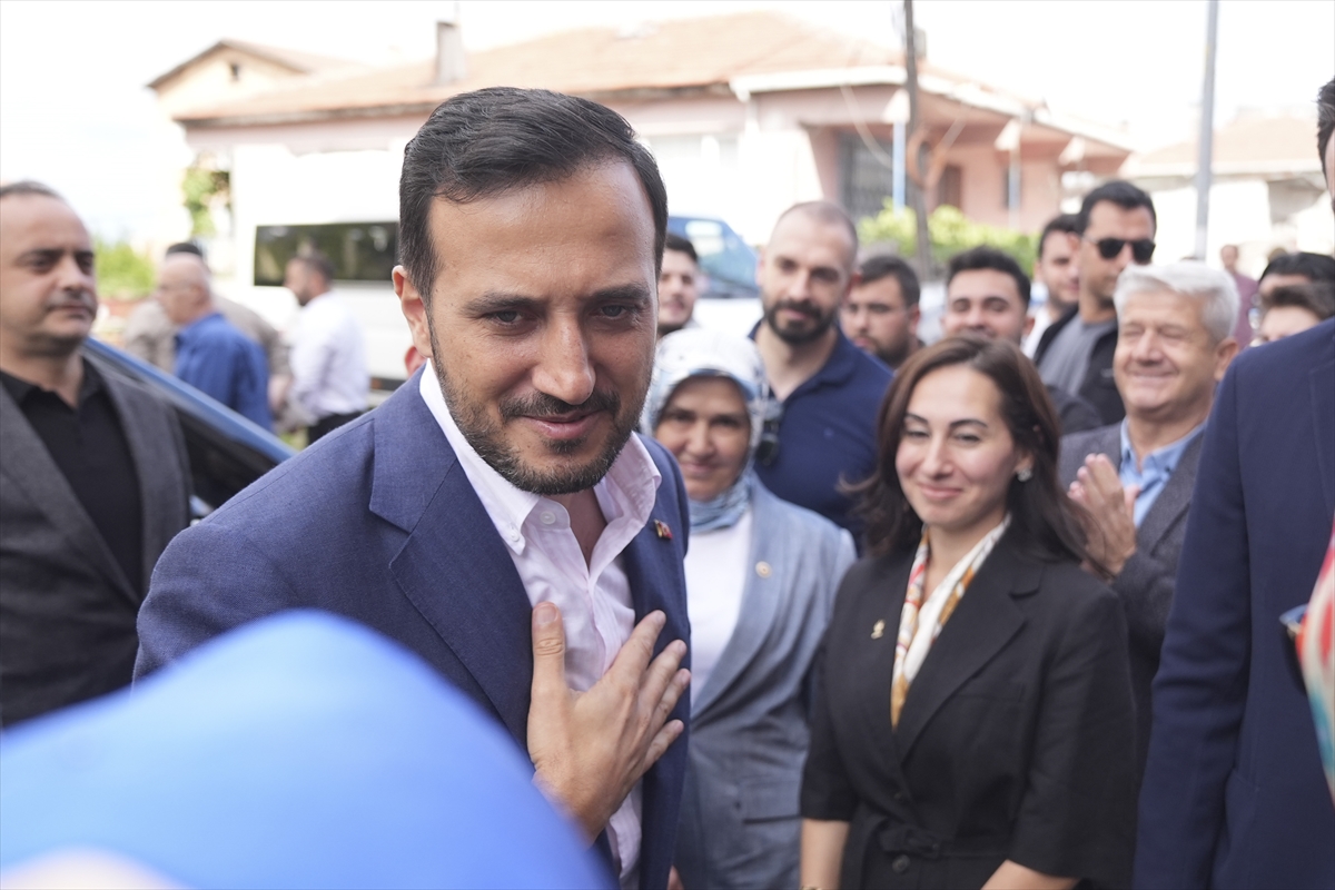 AK Parti Beykoz İlçe Başkanlığı'nda teşkilat tanışma programı yapıldı