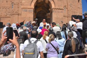 VAN (AA) – Kültür ve Turizm Bakanlığının özel izniyle yılda