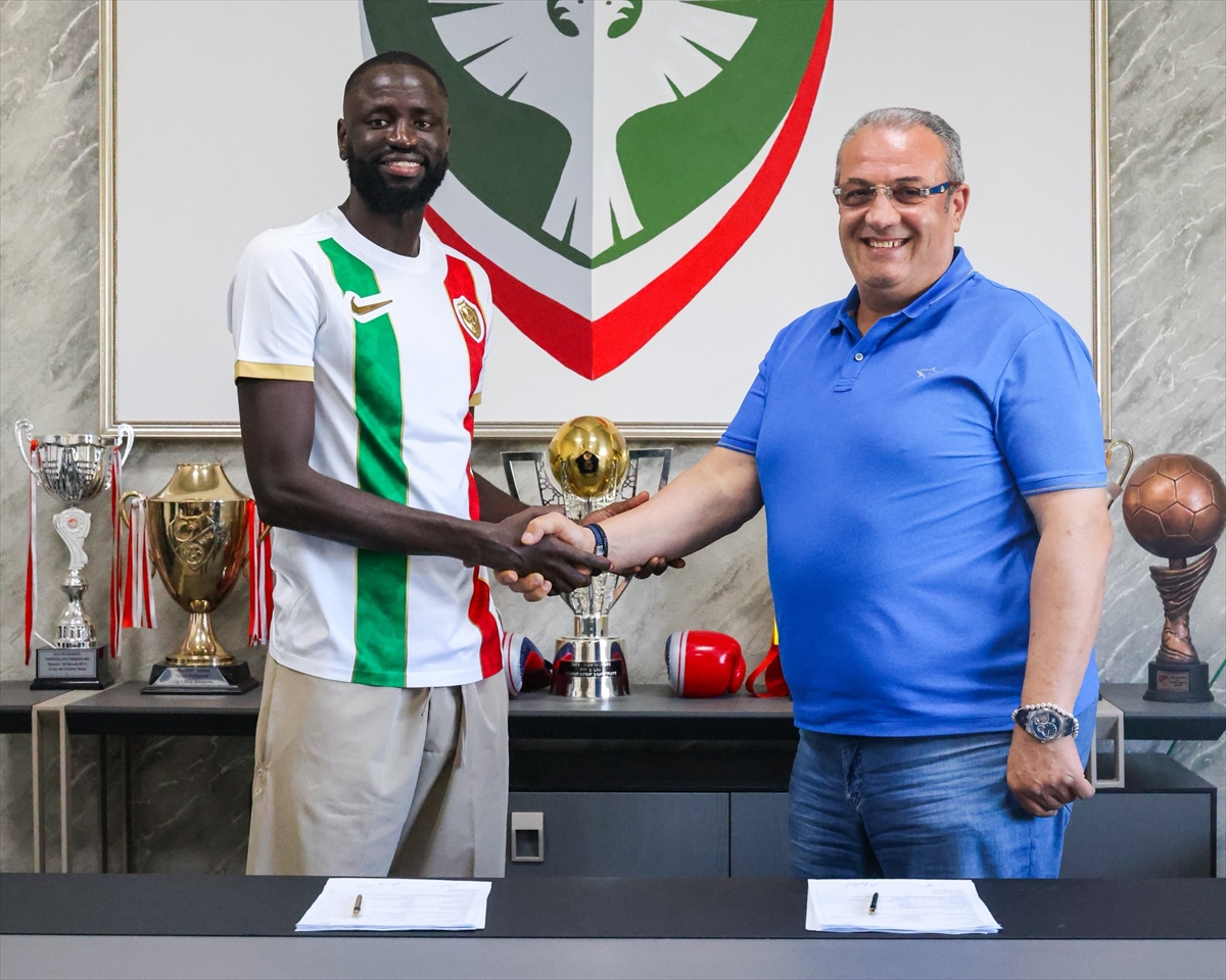 Amed Sportif Faaliyetler, Cheikhou Kouyate'yi kadrosuna kattı