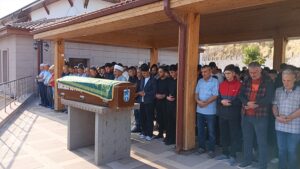 ANKARA (AA) – Ankara'da 15 yaşındaki yaşıtı tarafından bıçaklanan çocuk