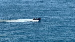 ANTALYA (AA) – Antalya'nın Muratpaşa ilçesinde falezlerden denize düştüğü değerlendirilen