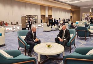 BAKÜ (AA) – Azerbaycan Cumhurbaşkanı İlham Aliyev ile Ermenistan Başbakanı