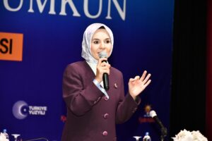 BATMAN (AA) – Aile ve Sosyal Hizmetler Bakanı Mahinur Özdemir