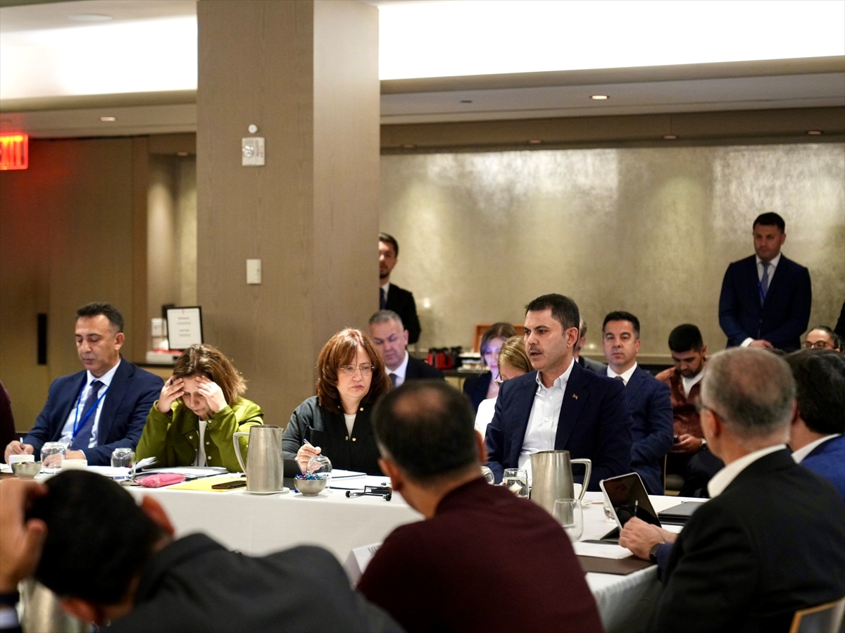 Bakan Kurum, Türkiye'nin COP31 adaylığı kapsamında Babayev ve Bowen ile görüştü