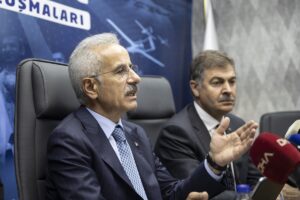 TUNCELİ (AA) – Ulaştırma ve Altyapı Bakanı Abdulkadir Uraloğlu, "Bugün