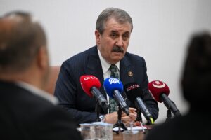 - "(Terörsüz Türkiye) Devletimiz bir adım atmıştır. İyi niyetli bir