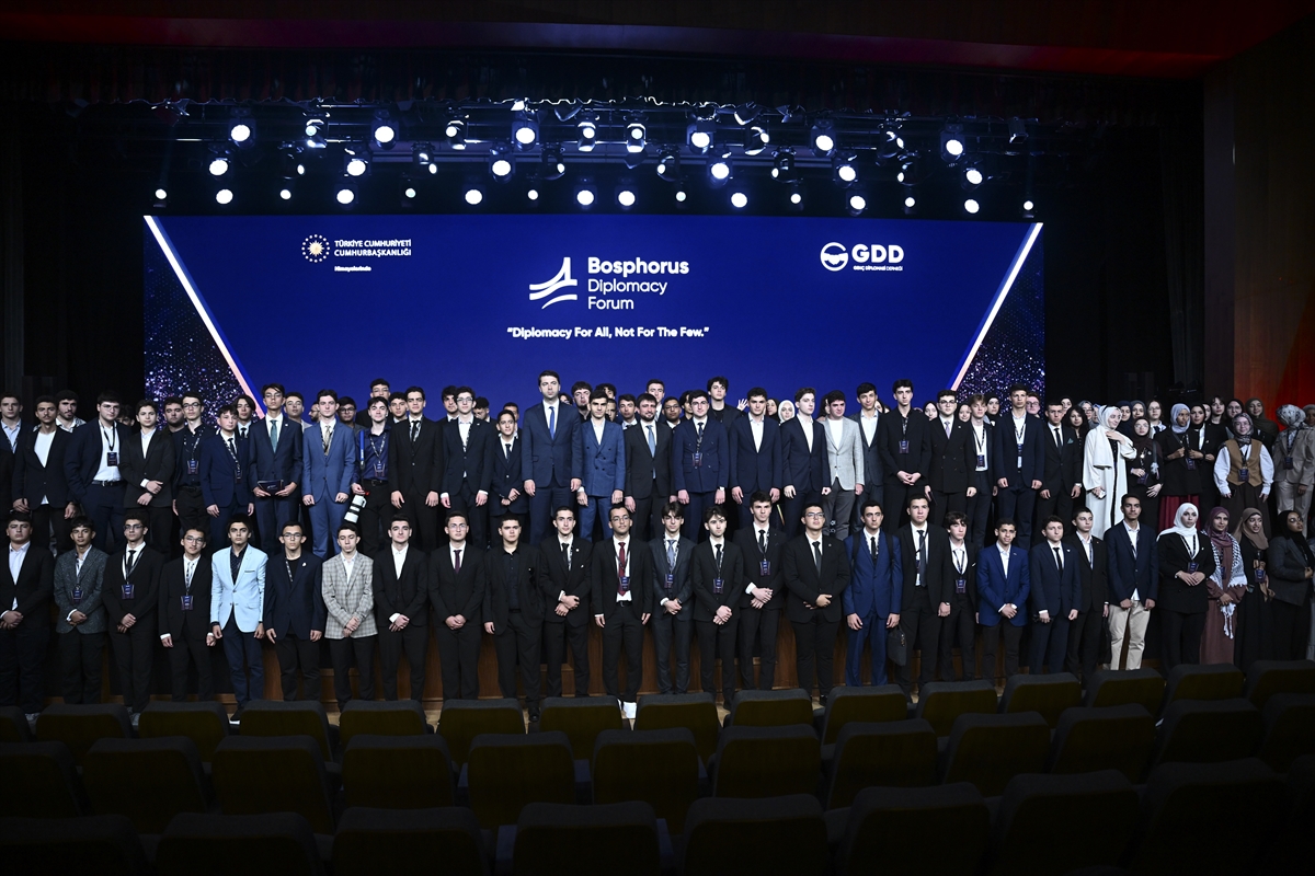 “Bosphorus Diplomasi Forumu” İstanbul'da başladı
