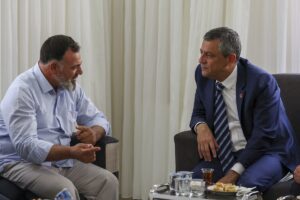 ANKARA (AA) – CHP Genel Başkanı Özgür Özel, 2024'te Pençe-Kilit