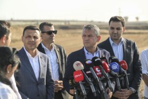 İSTANBUL (AA) – CHP Genel Başkanı Özgür Özel, MHP Genel