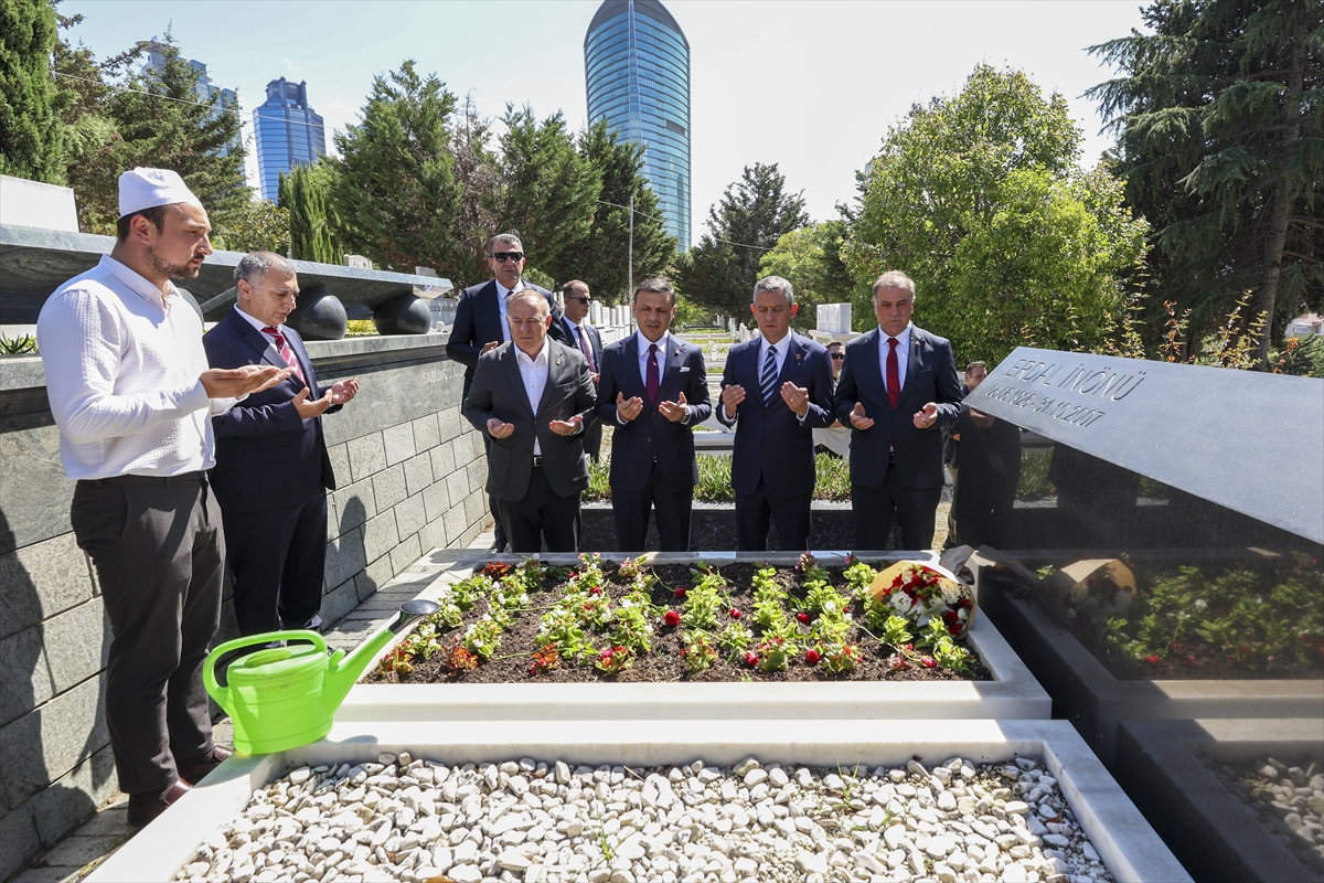 CHP Genel Başkanı Özel'den Öymen ve İnönü'nün kabirlerine ziyaret