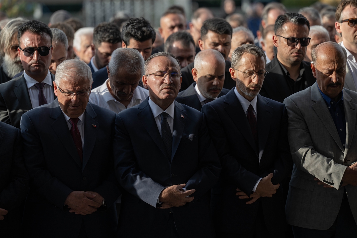 Cumhurbaşkanı Erdoğan, Başdanışmanı Hamdi Kılıç'ın cenaze namazına katıldı