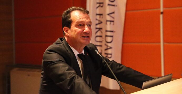 Dicle Üniversitesi’nde yeni akademik yılda ilk dersinin konusu “Gazze” oldu