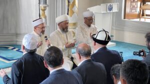 BİŞKEK (AA) – Diyanet İşleri Başkanı Ali Erbaş, Kırgızistan'ın başkenti