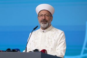 ANKARA (AA) – Diyanet İşleri Başkanı Ali Erbaş, "Bizlere düşen,