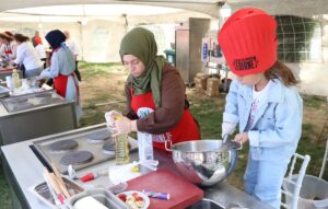 EDİRNE (AA) – "Topraktan Sofraya Edirne Gastronomi Festivali" kapsamında "Minik