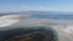 ISPARTA (AA) – Isparta'nın önemli su kaynaklarından Eğirdir ile Hoyran