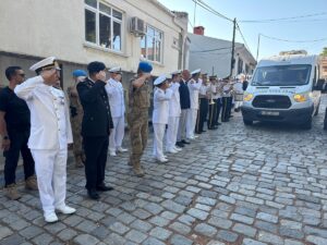 - Kardak krizi sırasında Sualtı Taarruz Grup Komutanı olarak görev