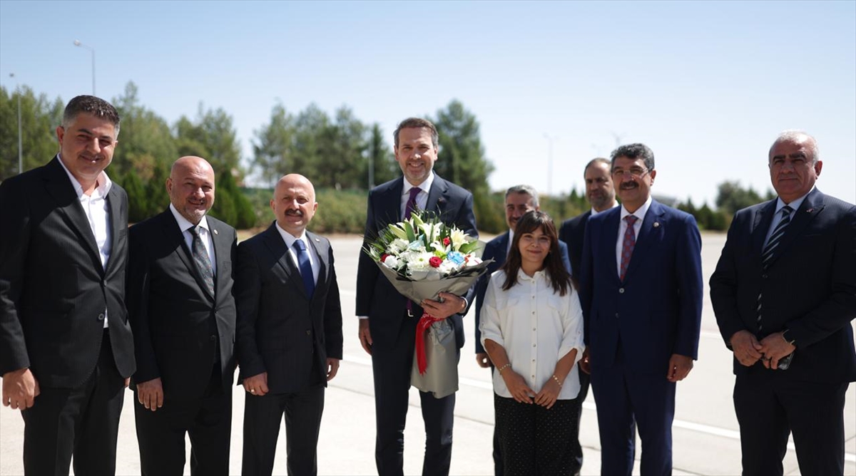 Enerji ve Tabii Kaynaklar Bakanı Bayraktar, Adıyaman'da konuştu:
