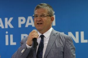 DENİZLİ (AA) – Enerji ve Tabii Kaynaklar Bakanı Alparslan Bayraktar,