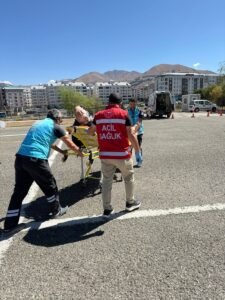 ERZURUM (AA) – Erzurum'un Tekman ilçesinde kalp krizi geçiren 75