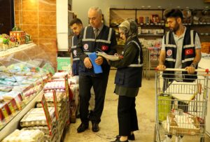 ERZURUM (AA) – Ticaret Bakanlığı ekipleri, Erzurum'da perakende satılan ürünlere