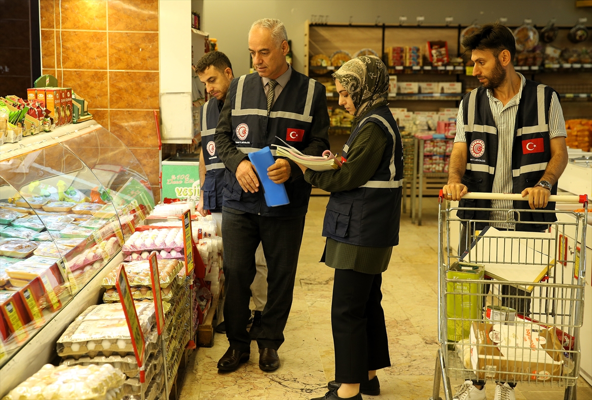 Erzurum'da fahiş fiyat ve etiket denetimi yapıldı