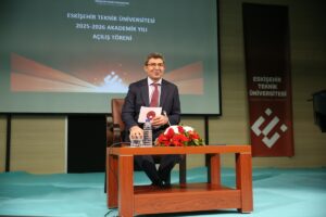 - Hakimler ve Savcılar Kurulu Başkanvekili Fuzuli Aydoğdu yeni akademik