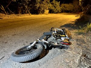 MUĞLA (AA) – Muğla'nın Fethiye ilçesinde otomobilin çarptığı bisikletin sürücüsü