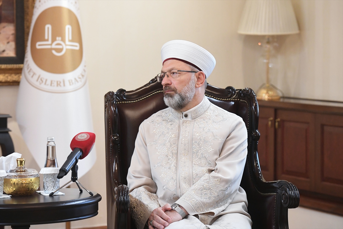 Filistin'in Ankara Büyükelçisi Mustafa, Diyanet İşleri Başkanı Erbaş'ı ziyaret etti