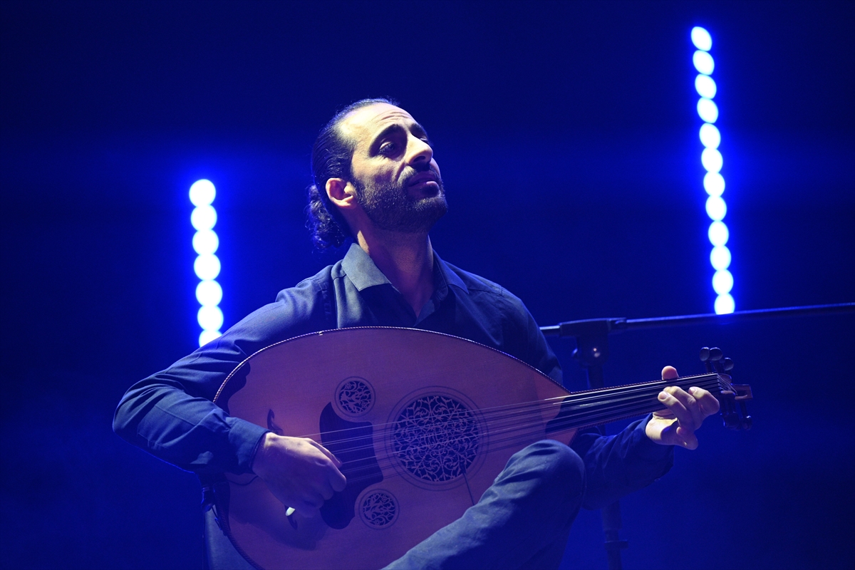 Filistinli müzik grubu “Le Trio Joubran” Kayseri'de sahne aldı
