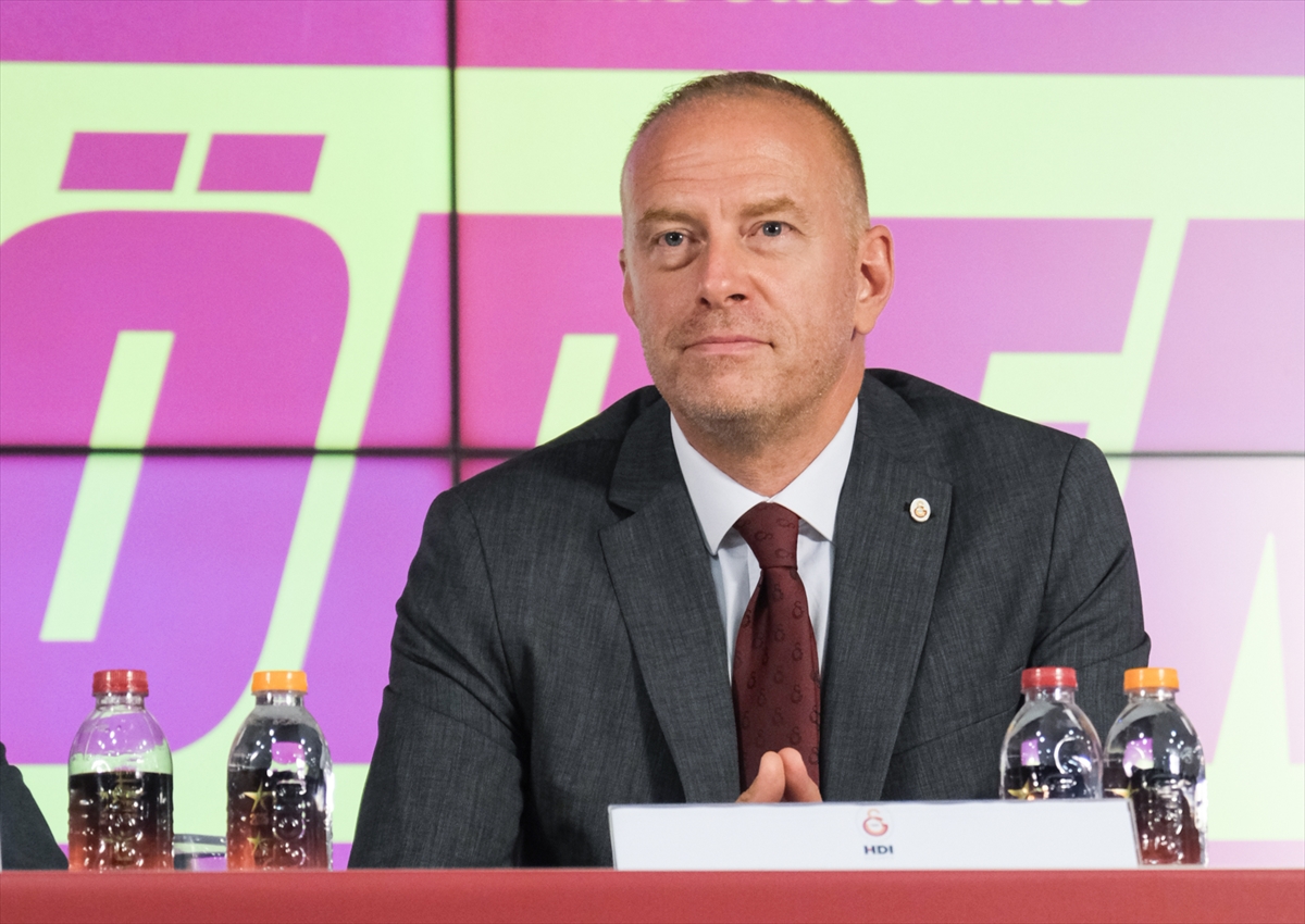 Galatasaray HDI Sigorta Erkek Voleybol Takımı'nın yeni transferleri için tören düzenlendi
