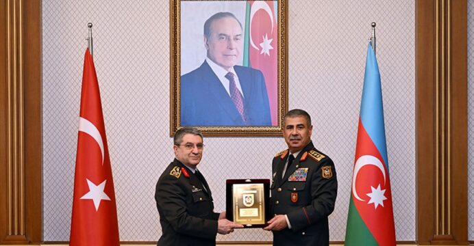 Genelkurmay Başkanı Bayraktaroğlu Azerbaycan’da temaslarda bulundu