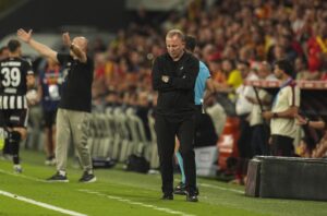 - Göztepe: 3 - Beşiktaş: 0