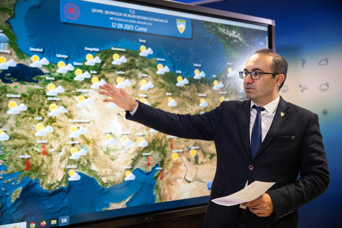 Hafta sonunda yurt genelinde az bulutlu hava hakim olacak