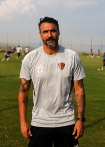 - "İlk amacım oyuncularımın kafalarını temizlemek, oyundan tekrar zevk almalarını