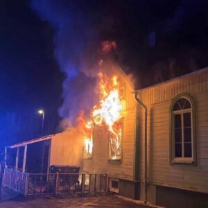 STOCKHOLM (AA) – İsveç'in Kalmar kentinin Hultsfred ilçesinde bir camide