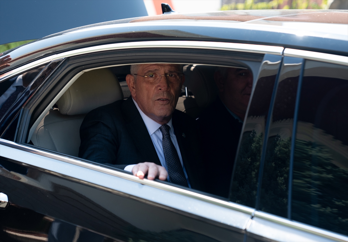 İYİ Parti Genel Başkanı Dervişoğlu, Ankara Kent Konseyini ziyaret etti