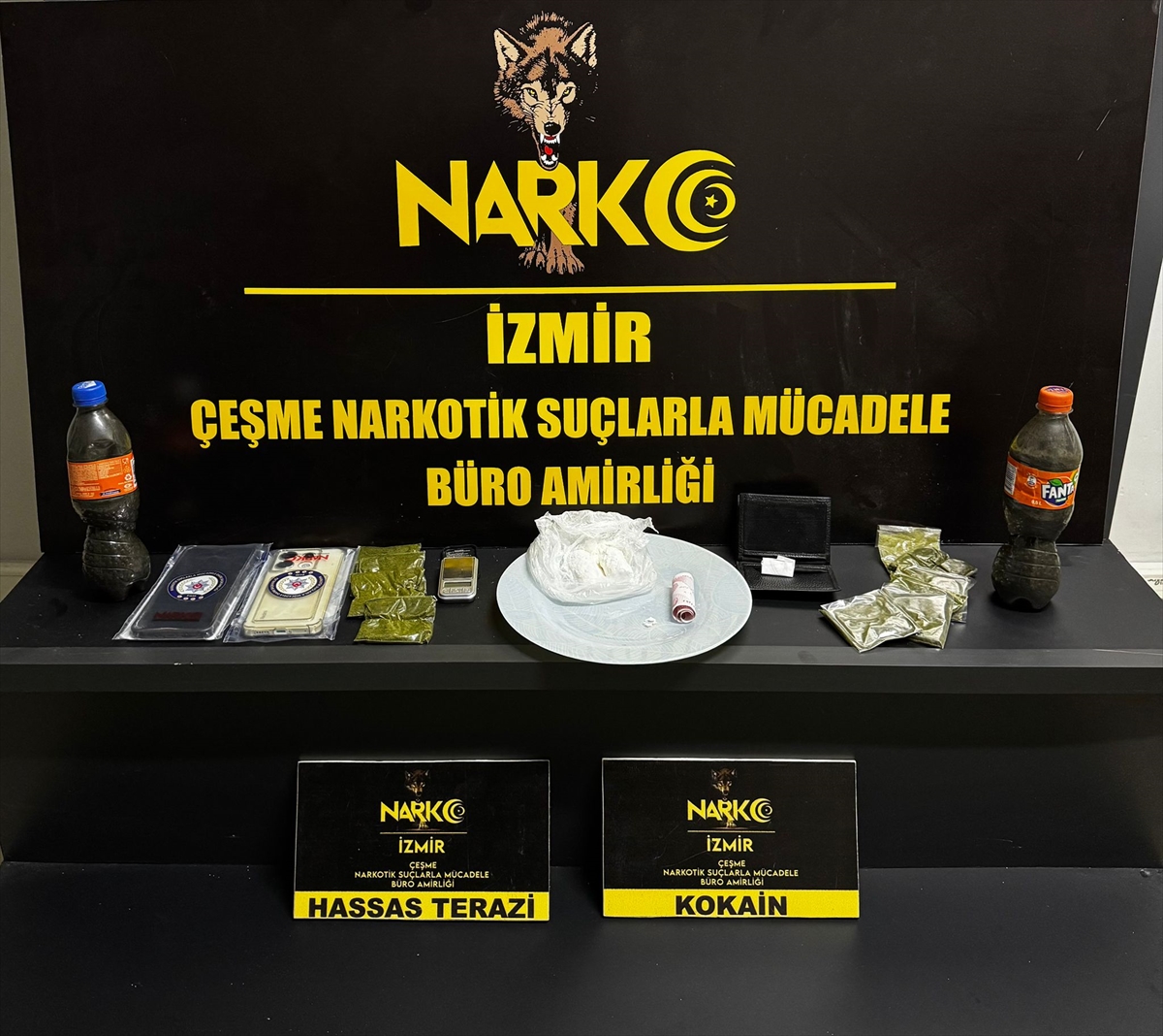 İzmir'de uyuşturucu operasyonlarında 11 zanlı tutuklandı