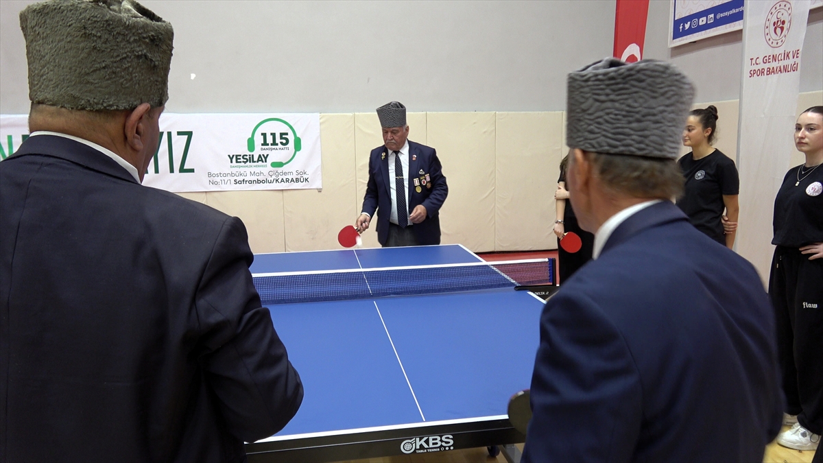 Karabük'te gaziler ile öğrenciler spor etkinliğinde buluştu