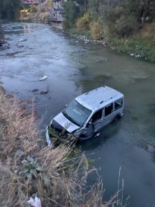 KARS (AA) – Kars Çayı'na düşen hafif ticari aracın sürücüsü