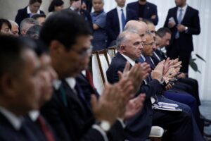 BİŞKEK (AA) – Kırgızistan Bakanlar Kurulu Başkanı ve Cumhurbaşkanlığı İdaresi