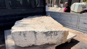 - Müzeler Müdürlüğüne teslim edilen taşın tarihi eser olup olmadığı