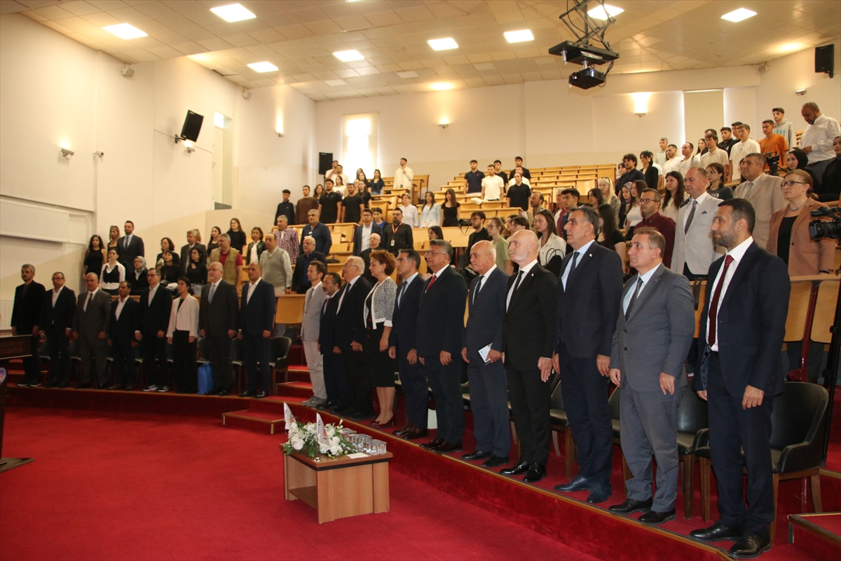 Kütahya Dumlupınar Üniversitesi'nde “Karayolu Yük Taşıtı Sürücülüğü Ön Lisans Programı” açıldı