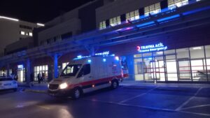 KÜTAHYA (AA) – Kütahya'da düğün salonunda ikram edilen yemeği yedikten