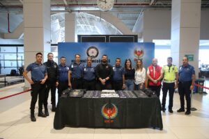 MUŞ (AA) – Muş Emniyet Müdürlüğü ekipleri, "El Ele Güvenli