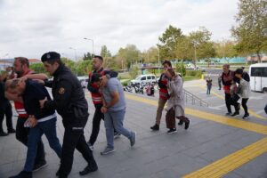 - 5 zanlıya adli kontrol tedbiri uygulandı